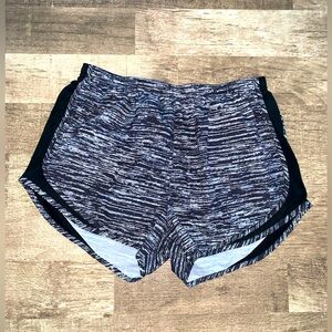 Womens Nike Dri-Fit Shorts Size Large